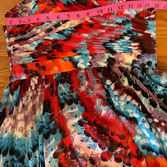 Aidan Mattox Hi Low Feather print strapless chiffon gown, Size 4 - Picture 3 of 9